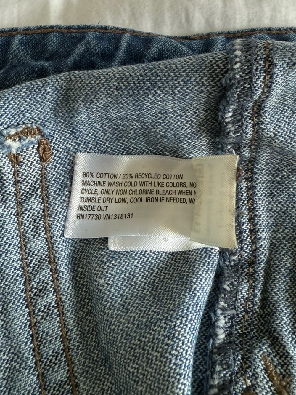 Universal Thread - Light Wash Denim Jeans - Picture 6 of 8